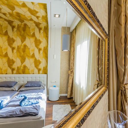 Chain Bridge Studio Apartment Budapest Esterno foto