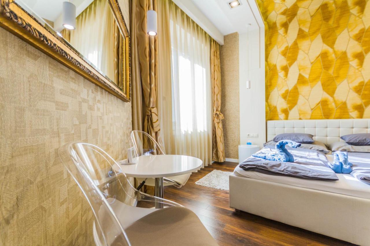 Chain Bridge Studio Apartment Budapest Esterno foto
