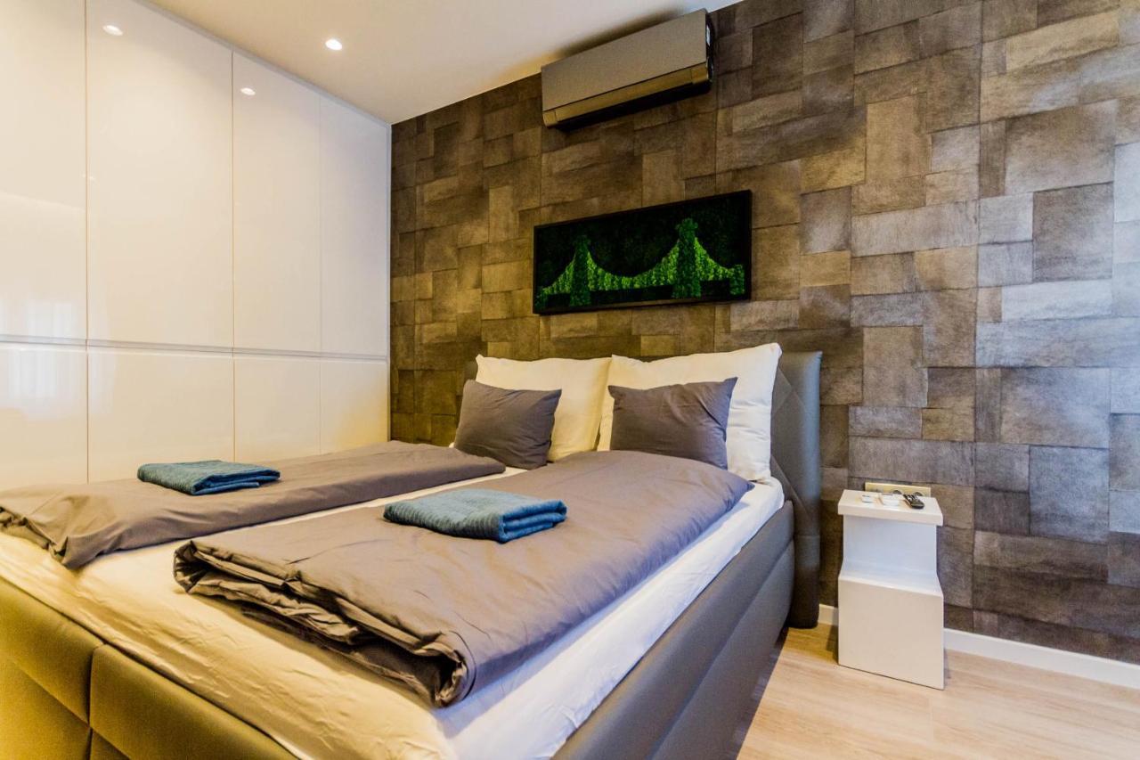 Chain Bridge Studio Apartment Budapest Esterno foto